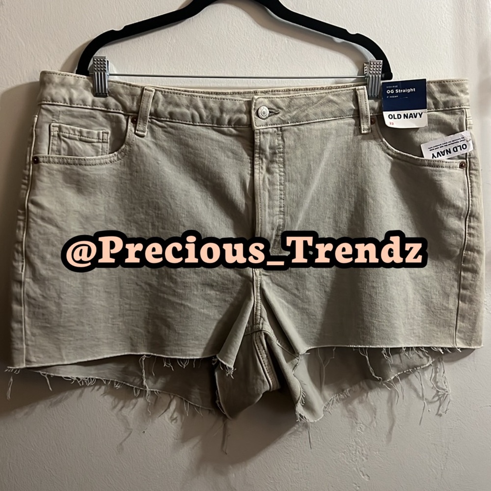 📦 Old Navy High-Waisted OG Straight Cut-Off 3” Inseam Shorts Size 22